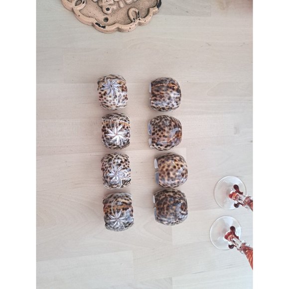 Sets of 4 Real Natural & 4 Star Seashell Tiger Leopard Cowrie Shell Napkin Rings - Picture 2 of 9